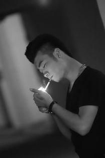 李成个人资料,才华横溢的青年才俊，引领时代潮流的先锋人物